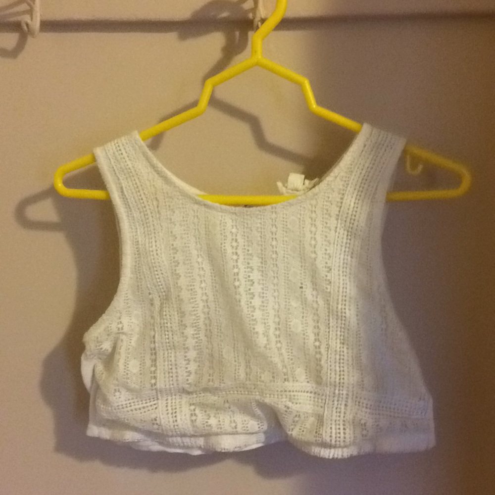 Crop top